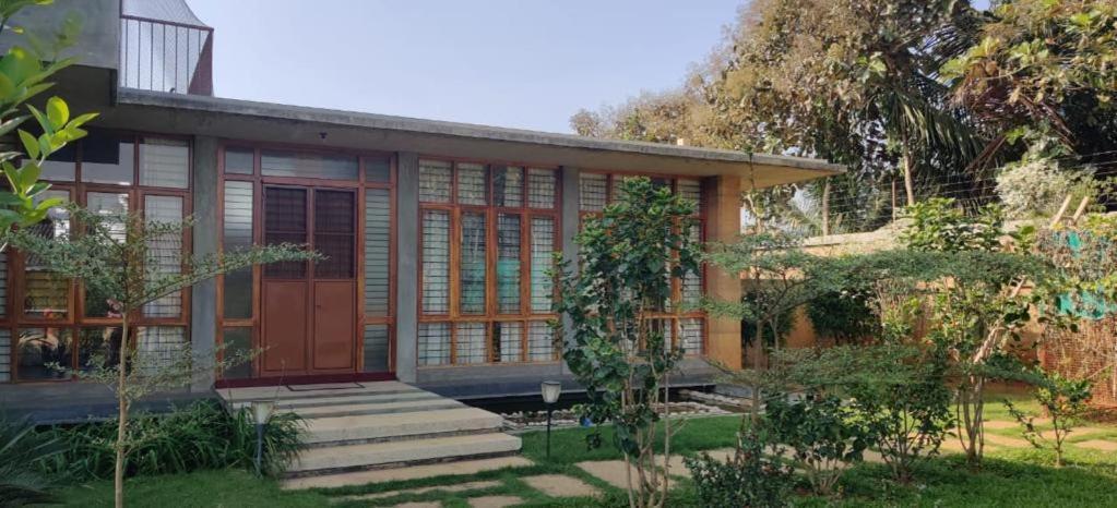Serene Meadows Villa Bangalore Bagian luar foto