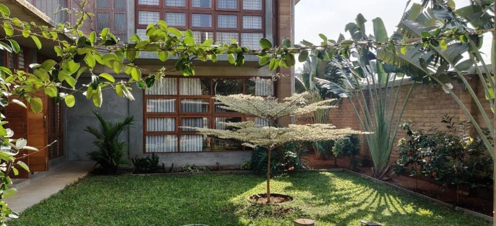 Serene Meadows Villa Bangalore Bagian luar foto